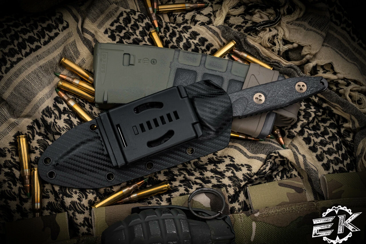 Microtech Socom Alpha Carbon Fiber Fixed Blade Knife 5.0" DLC Tanto 114-1DLCCFS 5 Microtech Socom Alpha Carbon Fiber Fixed Blade Knife 5.0" DLC Tanto 114-1DLCCFS - Image 3