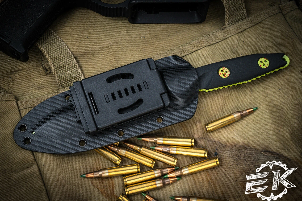 Microtech Socom Alpha Zombie Fixed Blade Knife Black G10 5" Tanto 114-1Z 6 Microtech Socom Alpha Zombie Fixed Blade Knife Black G10 5" Tanto 114-1Z - Image 4