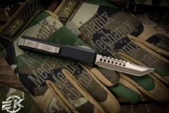 Microtech Ultratech Death Card Warhound/Hellhound Set 3.4" Bronze 119-13SET-DCS 14 Microtech Ultratech Death Card Warhound/Hellhound Set 3.4" Bronze 119-13SET-DCS -Southern Blades 119 13 SET DCS 6 51779.1677106859