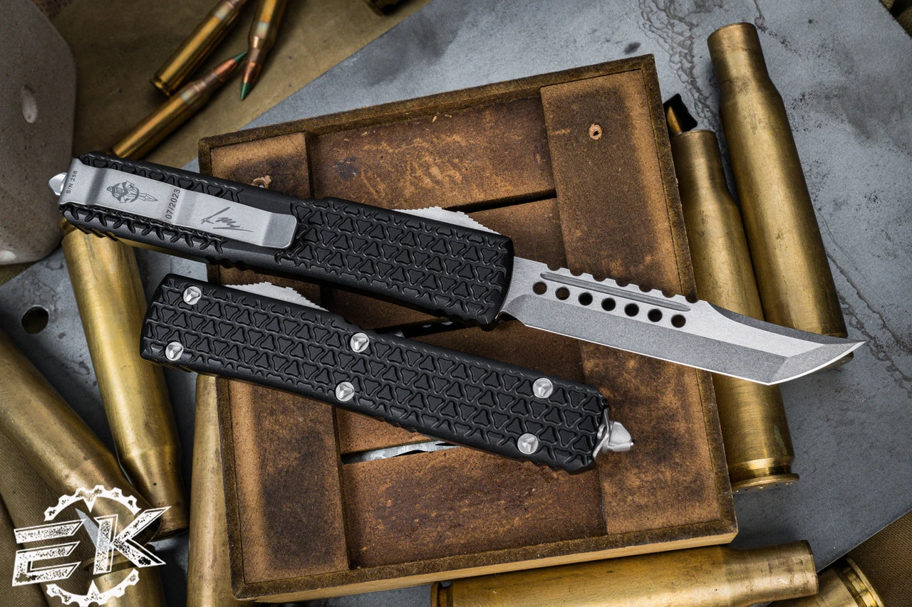 Microtech Ultratech Tri-Grip Hellhound OTF Automatic Knife Blasted Hardware 3.4" Stonewash 119T-10EKS (EKnives EKclusive) 4 Microtech Ultratech Tri-Grip Hellhound OTF Automatic Knife Blasted Hardware 3.4" Stonewash 119T-10EKS (EKnives EKclusive) - Image 2