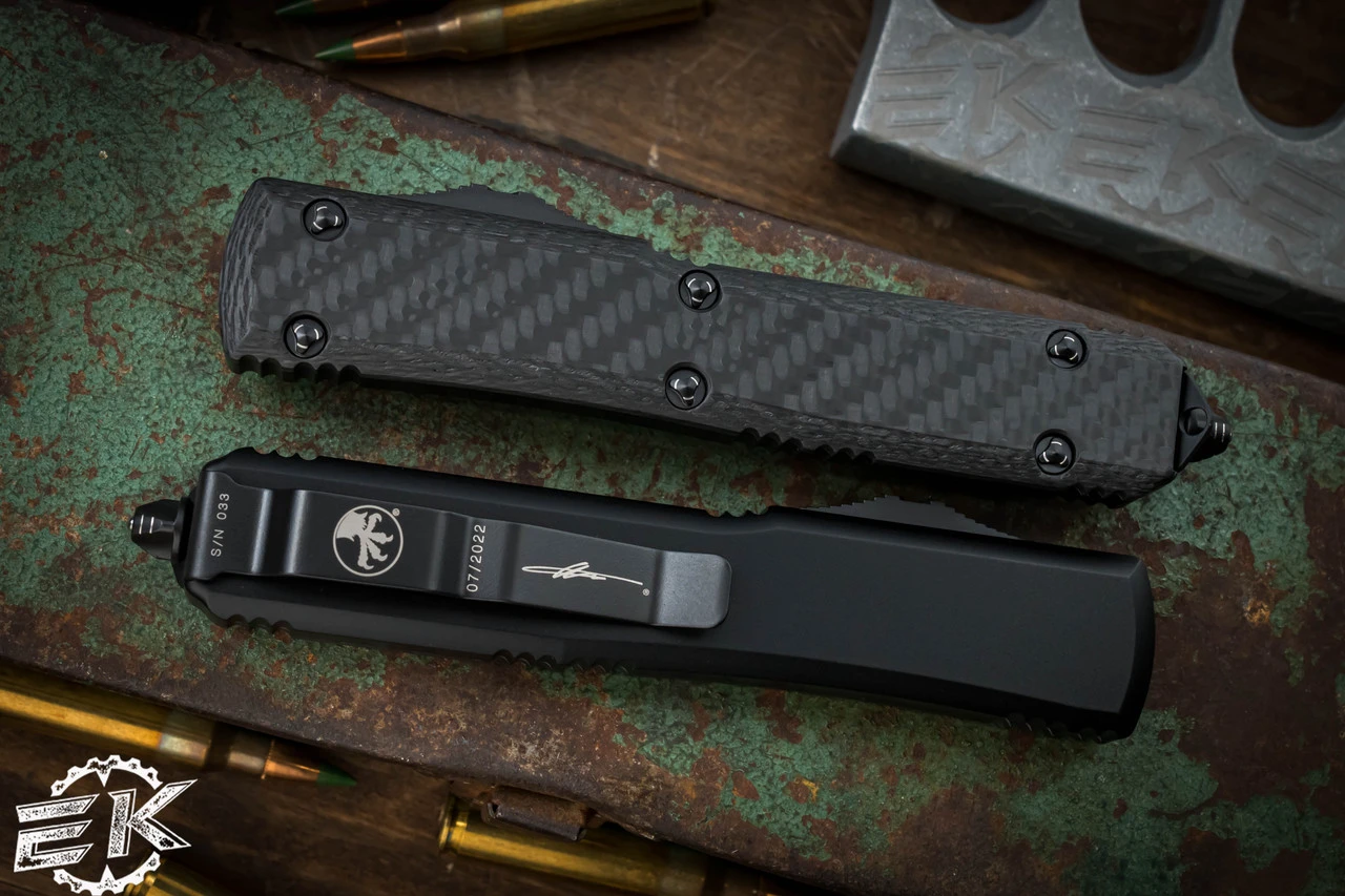 Microtech Ultratech Carbon Fiber OTF Automatic Knife 3.4" Damascus Drop Point 121-16CFS 5 Microtech Ultratech Carbon Fiber OTF Automatic Knife 3.4" Damascus Drop Point 121-16CFS - Image 3