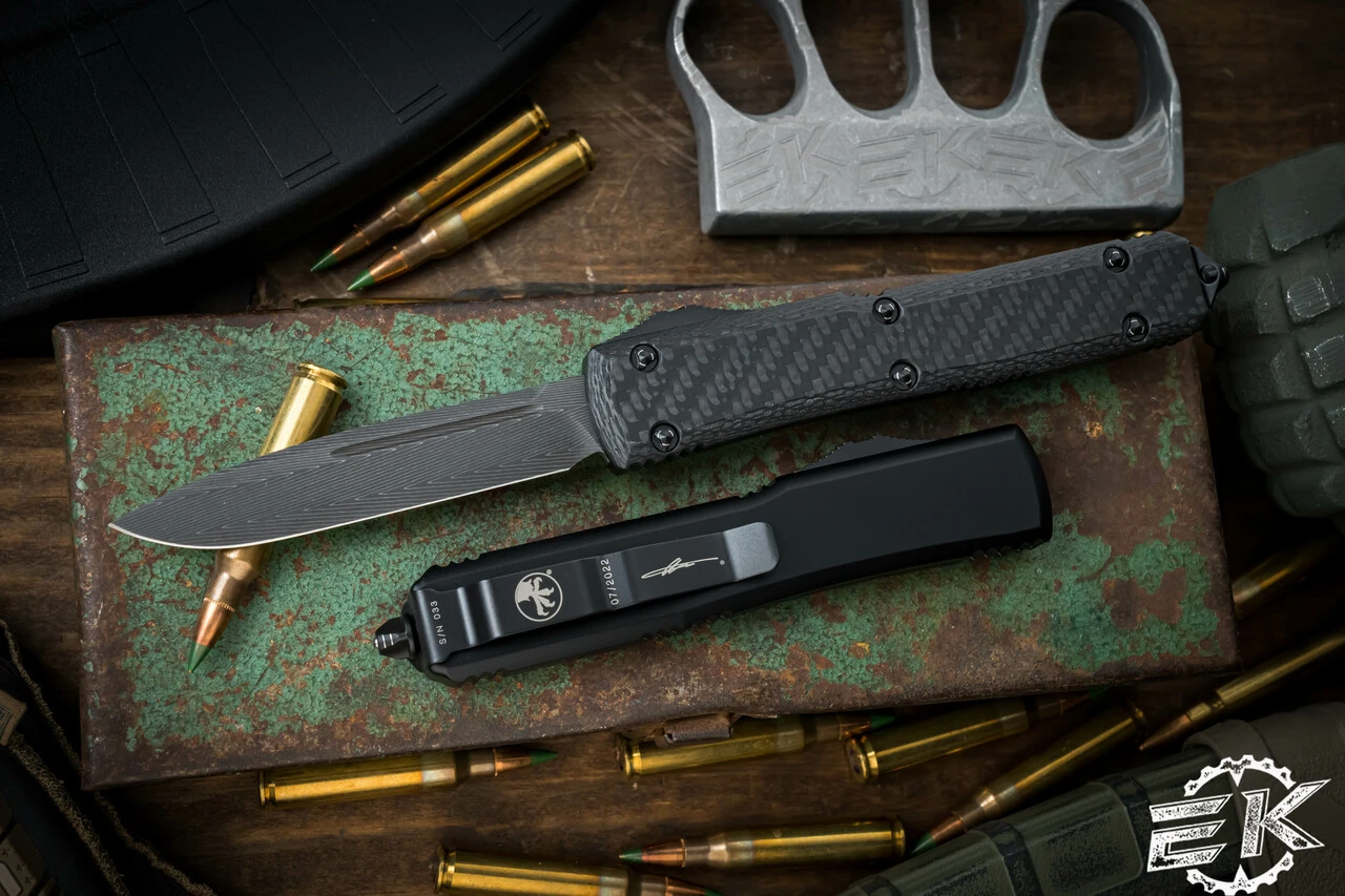 Microtech Ultratech Carbon Fiber OTF Automatic Knife 3.4" Damascus Drop Point 121-16CFS 3 Microtech Ultratech Carbon Fiber OTF Automatic Knife 3.4" Damascus Drop Point 121-16CFS