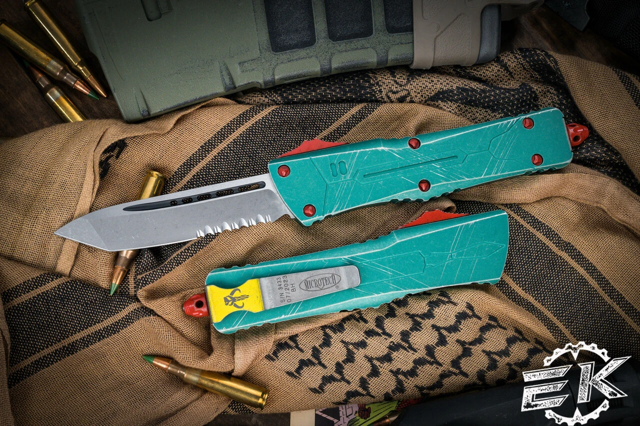 Microtech Combat Troodon Bounty Hunter Star Wars Limited Edition OTF Knife 3.8" Tanto Stonewash Serrated 144-11BH 2 Microtech Combat Troodon Bounty Hunter Star Wars Limited Edition OTF Knife 3.8" Tanto Stonewash Serrated 144-11BH