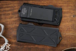 Microtech Exocet Money Clip OTF Knife Cali-Legal 1.9" Dagger Serrated Black 157-3T 7 Microtech Exocet Money Clip OTF Knife Cali-Legal 1.9" Dagger Serrated Black 157-3T -Southern Blades 157 3T 3 43810.1678140019