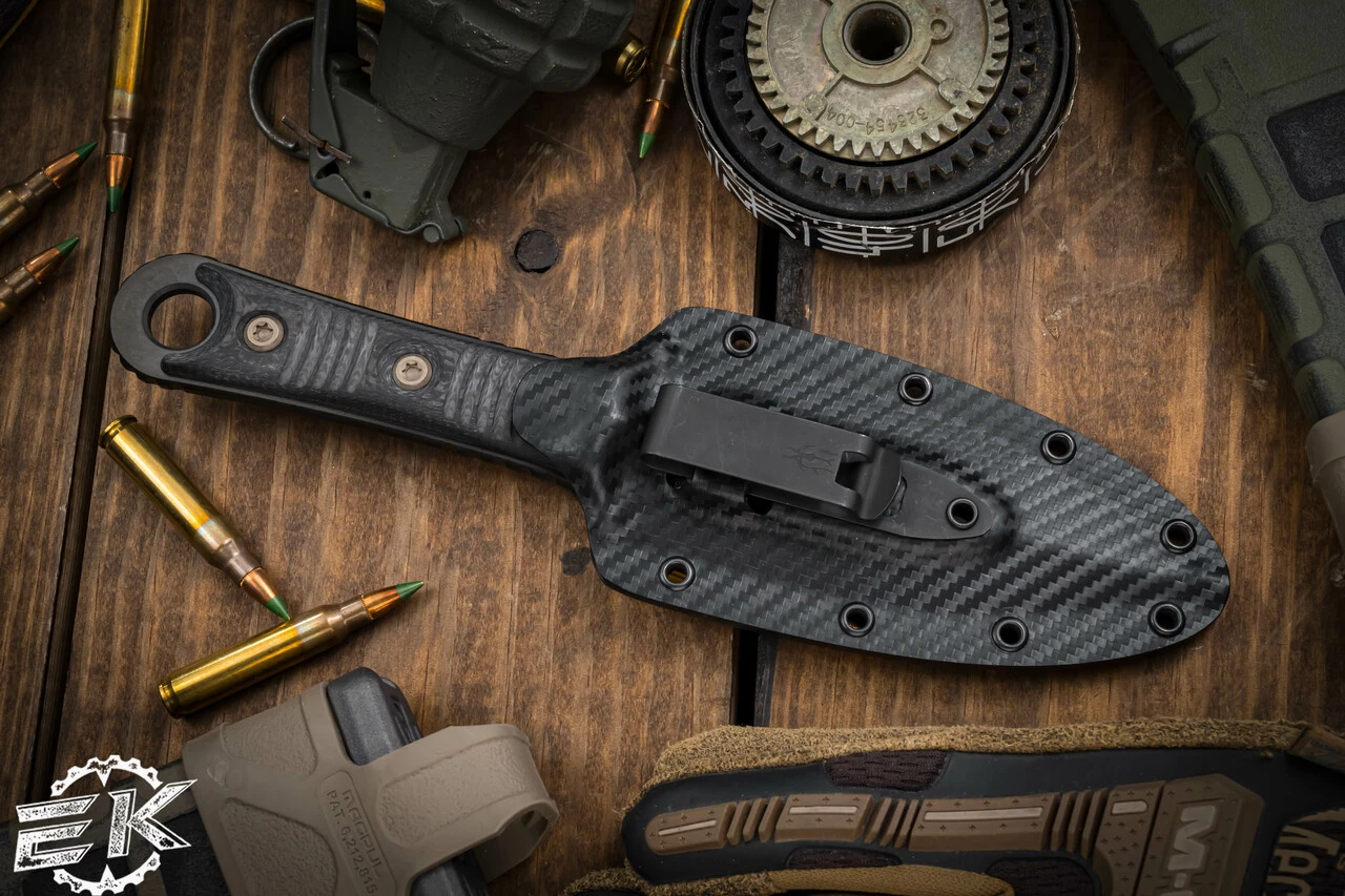 Microtech/Borka Blades SBD Fixed Blade Knife Carbon Fiber 4.3" DLC Dagger 201-1DLCCFS 6 Microtech/Borka Blades SBD Fixed Blade Knife Carbon Fiber 4.3" DLC Dagger 201-1DLCCFS - Image 4