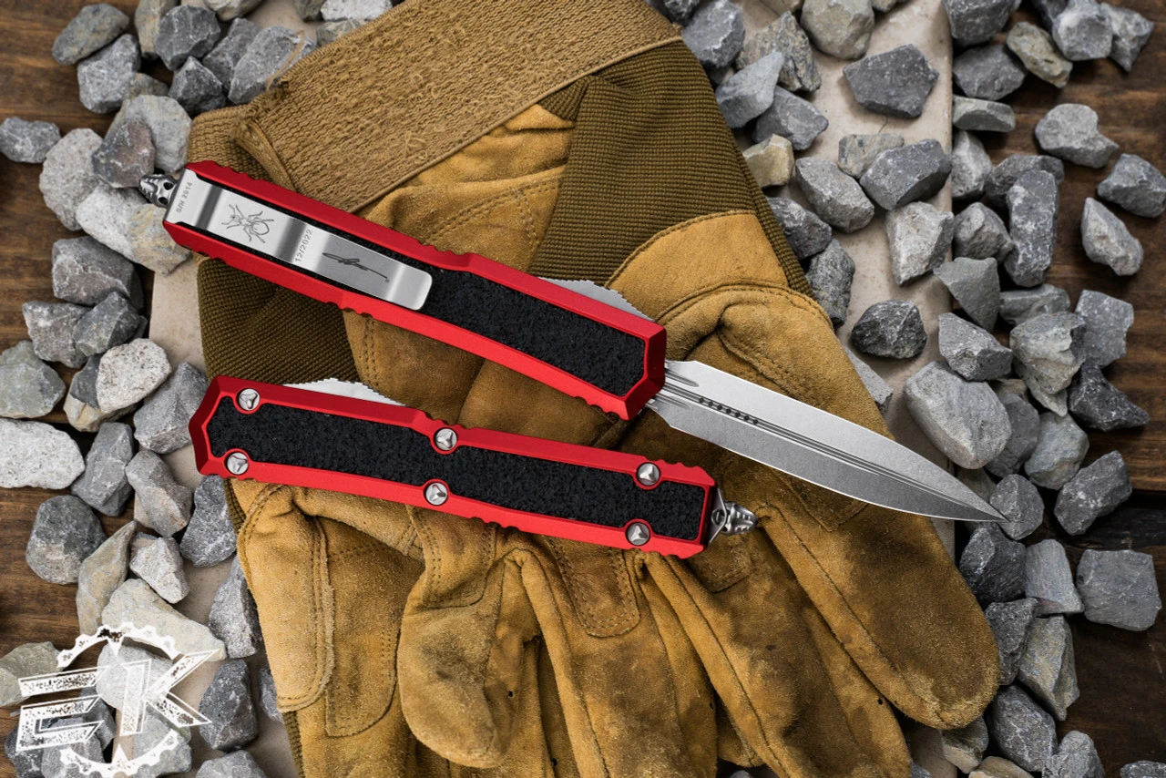 Microtech Makora OTF Automatic Knife Red (Nickel Boron Internals) 3.25" Stonewash Dagger 206-10RDS 4 Microtech Makora OTF Automatic Knife Red (Nickel Boron Internals) 3.25" Stonewash Dagger 206-10RDS - Image 2