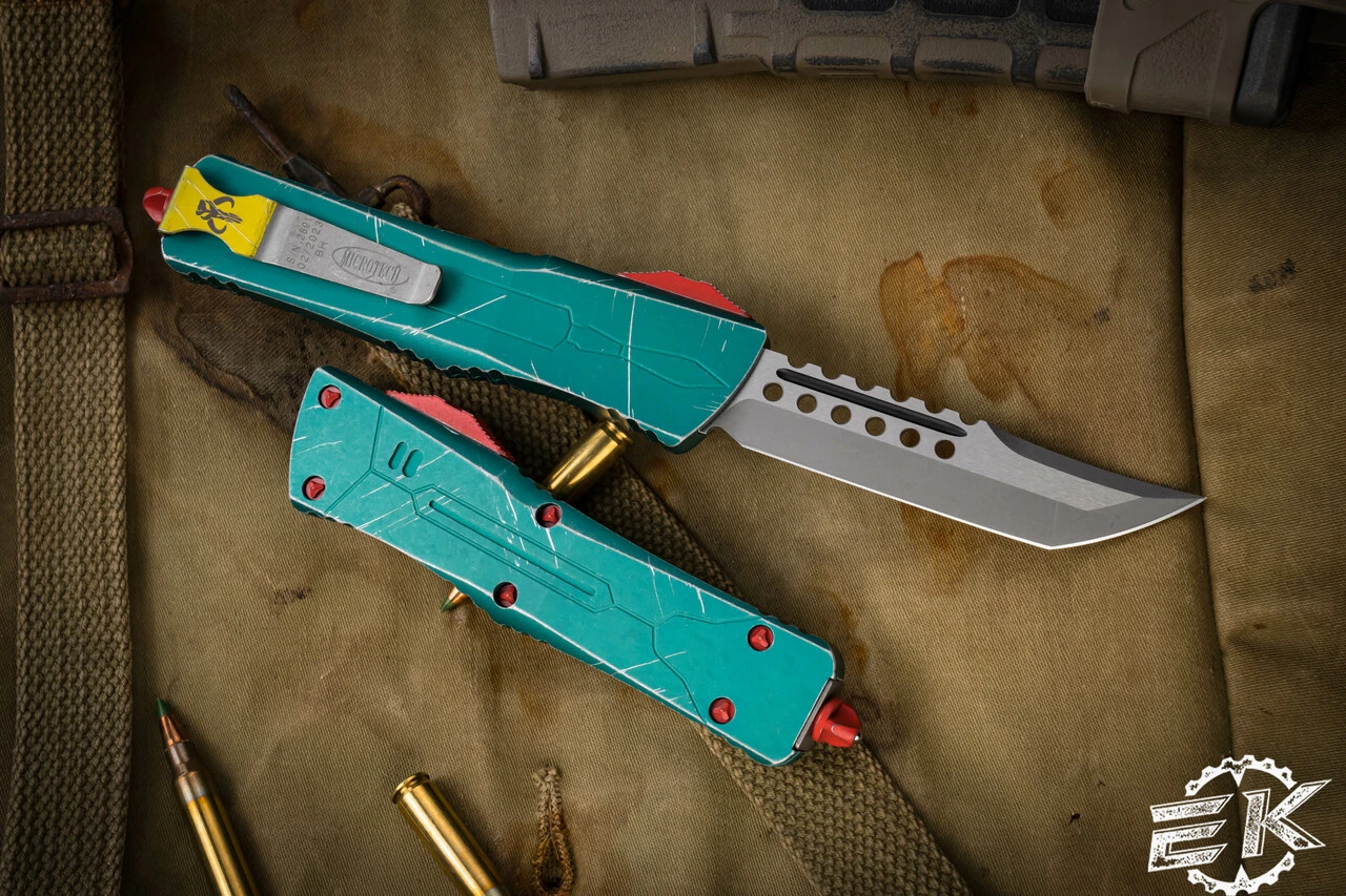 Microtech Combat Troodon Bounty Hunter OTF 3.8" Hellhound Tanto Stonewash 219-10BH 4 Microtech Combat Troodon Bounty Hunter OTF 3.8" Hellhound Tanto Stonewash 219-10BH - Image 2