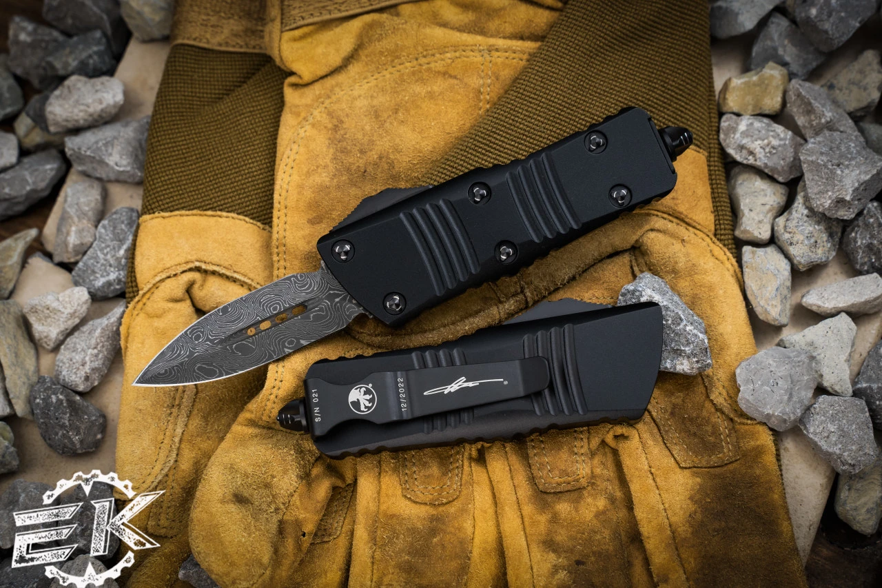 Microtech "Mini Troodon" OTF Automatic Knife 1.9" Dagger Damascus (Cali-Legal) 238-16S 3 Microtech "Mini Troodon" OTF Automatic Knife 1.9" Dagger Damascus (Cali-Legal) 238-16S