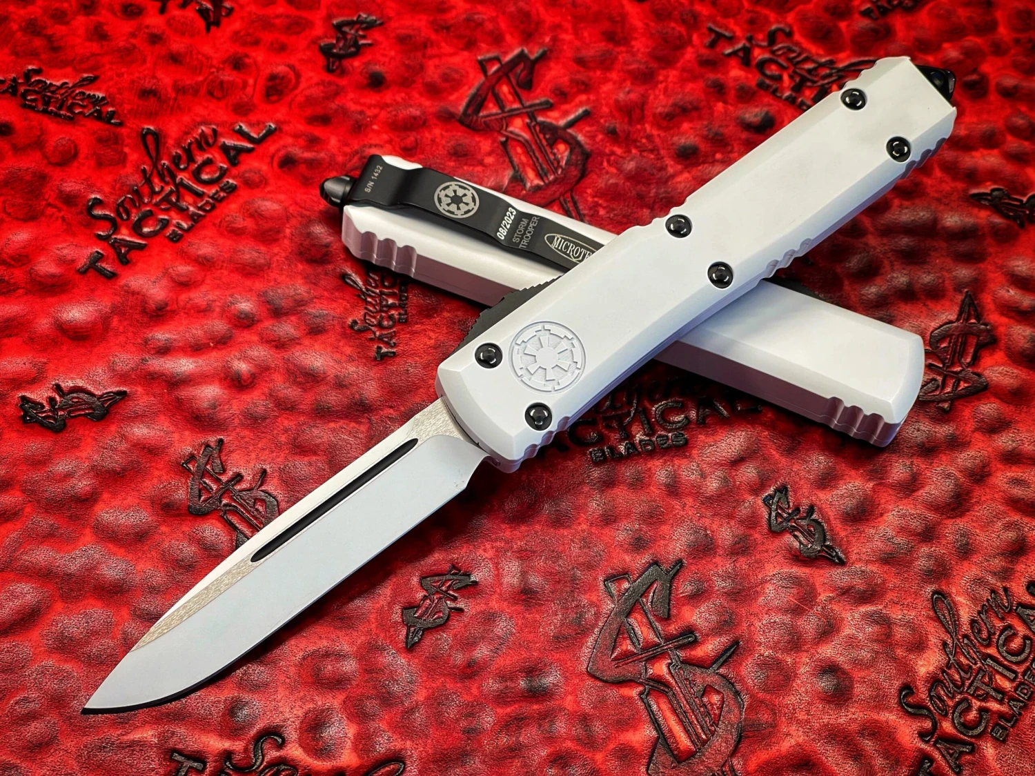 Microtech Ultratech StormTrooper Single Edge Standard OTF Automatic Knife 3 Microtech Ultratech StormTrooper Single Edge Standard OTF Automatic Knife