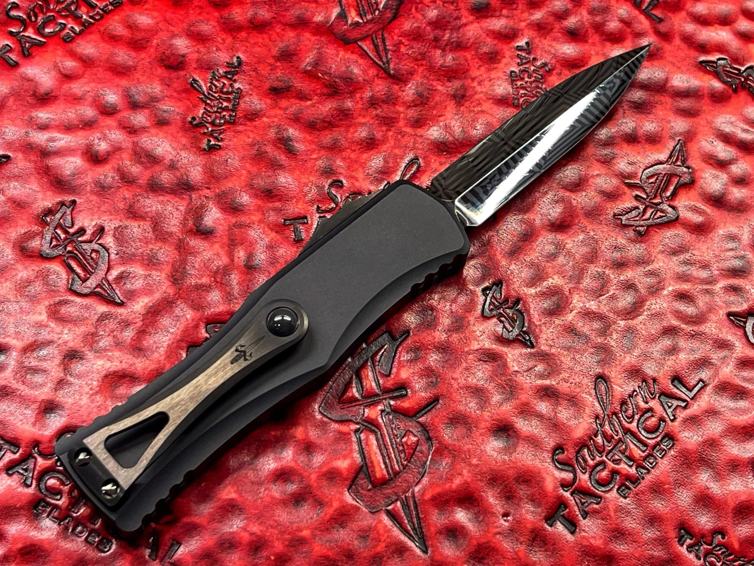 MARFIONE Hera Double Edge Spike Grind, Hot Blued Mosaic Damascus, Alloy W Dagger Relief, DLC Satin Finish Titanium Accents 5 MARFIONE Hera Double Edge Spike Grind, Hot Blued Mosaic Damascus, Alloy W Dagger Relief, DLC Satin Finish Titanium Accents - Image 3