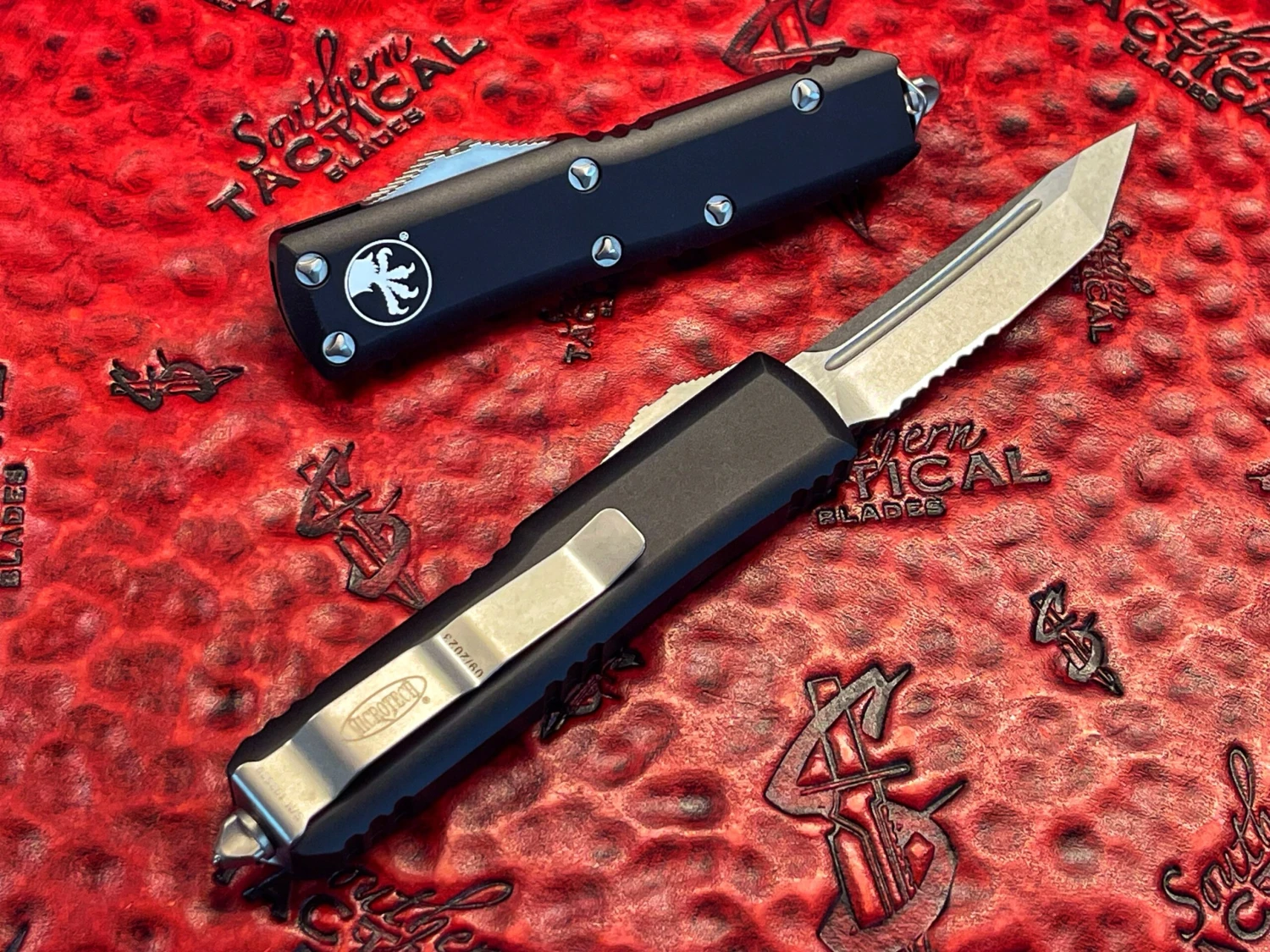 Microtech UTX85 Tanto Part Serrated Stonewashed 4 Microtech UTX85 Tanto Part Serrated Stonewashed - Image 2