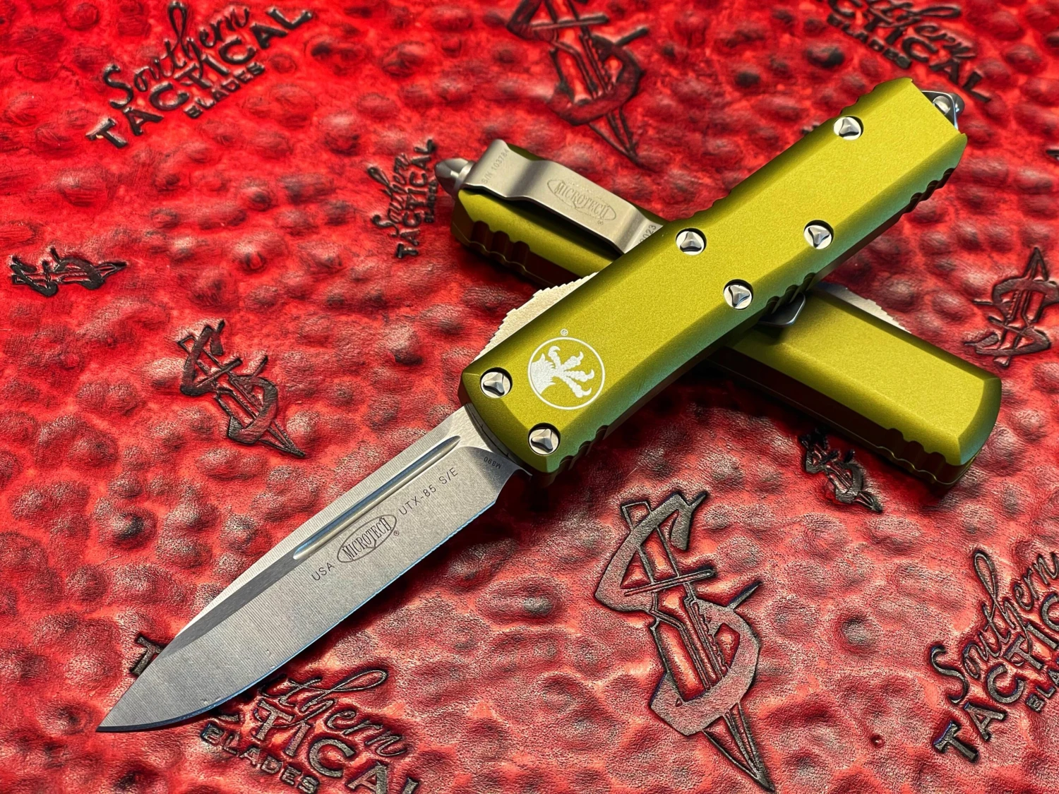 Microtech UTX-85 Single Edge Stonewash Standard OD Green 3 Microtech UTX-85 Single Edge Stonewash Standard OD Green