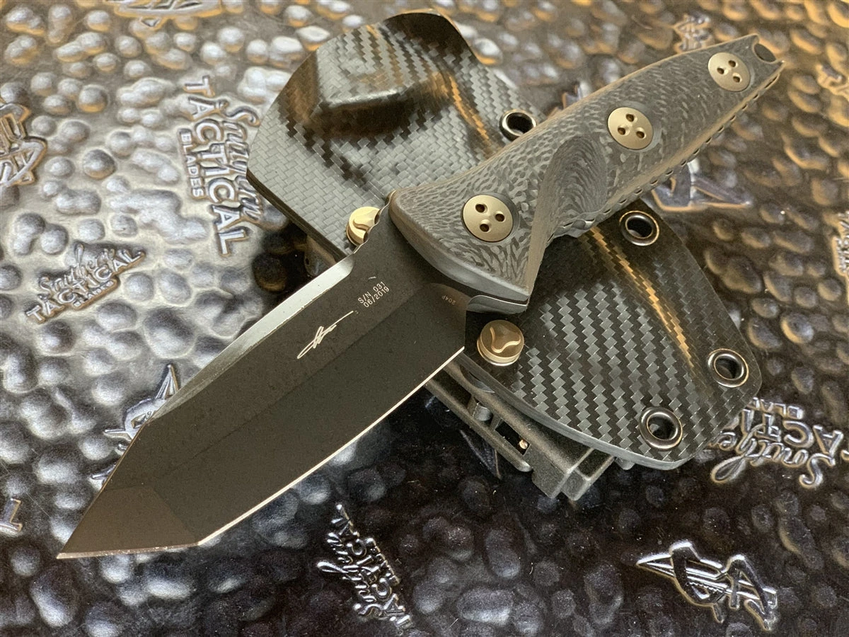 Microtech Socom Alpha Mini Tanto Edge DLC W/ Carbon Fiber Scales Signature Series 3 Microtech Socom Alpha Mini Tanto Edge DLC W/ Carbon Fiber Scales Signature Series
