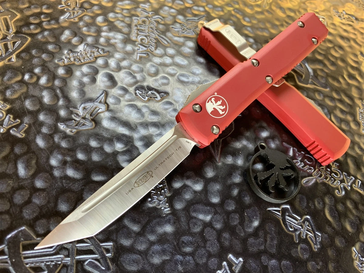 Microtech Ultratech Tanto Satin Standard Red 3 Microtech Ultratech Tanto Satin Standard Red