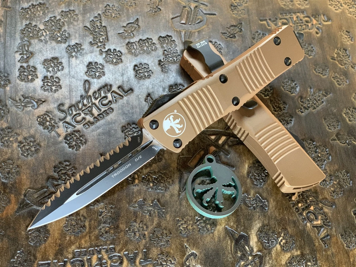 Microtech Troodon Double Edge Full Serrated Tan 3 Microtech Troodon Double Edge Full Serrated Tan