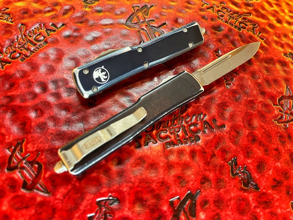 Microtech UTX-70 Single Edge Apocalyptic Standard Distressed Black 4 Microtech UTX-70 Single Edge Apocalyptic Standard Distressed Black - Image 2