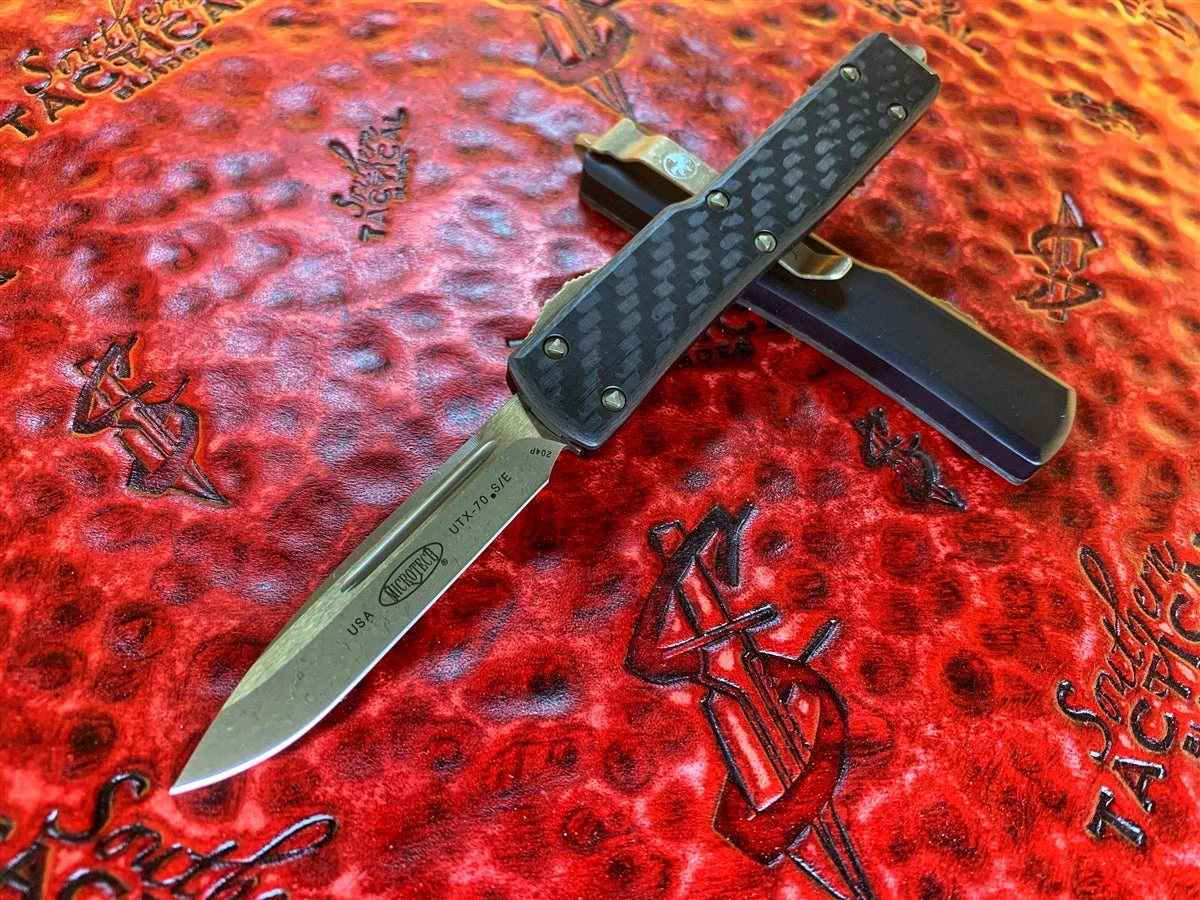 Microtech UTX-70 Single Edge Bronzed Standard Carbon Fiber Signature Series 3 Microtech UTX-70 Single Edge Bronzed Standard Carbon Fiber Signature Series