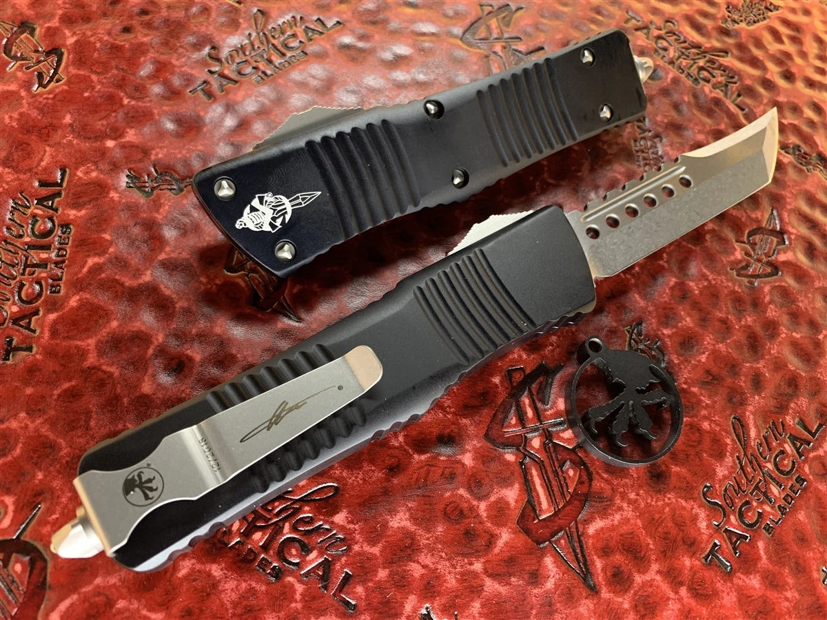 Microtech Combat Troodon Hellhound Tanto Stonewashed Standard 4 Microtech Combat Troodon Hellhound Tanto Stonewashed Standard - Image 2