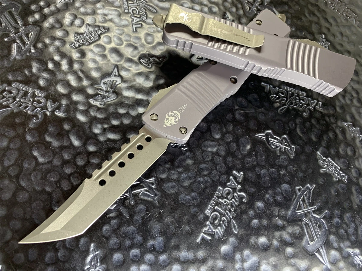 Microtech Combat Troodon Hellhound Tanto Apocalyptic Standard Grey 5 Microtech Combat Troodon Hellhound Tanto Apocalyptic Standard Grey - Image 3