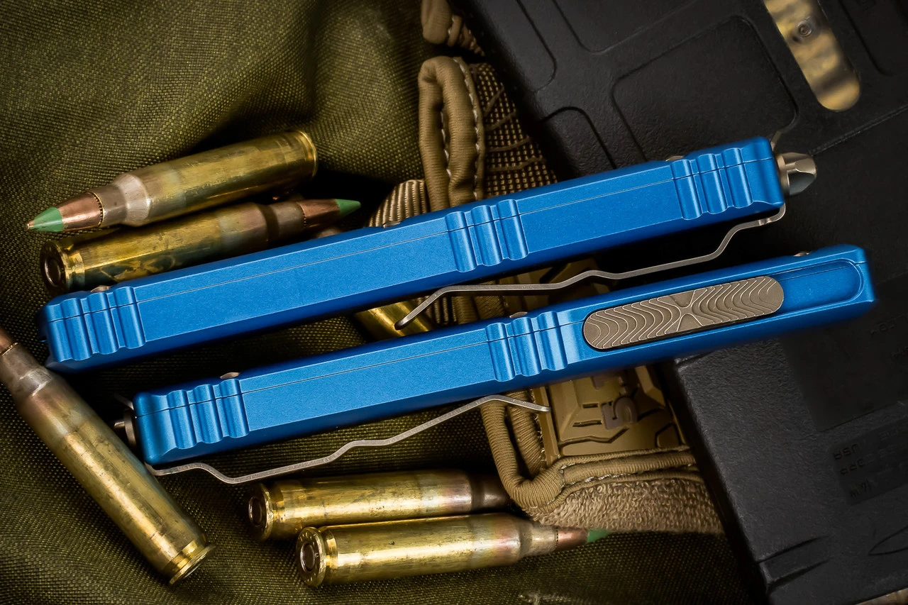 Microtech Ultratech OTF Automatic Knife Blue 3.4" Dagger Bronze 122-13BL 5 Microtech Ultratech OTF Automatic Knife Blue 3.4" Dagger Bronze 122-13BL - Image 3