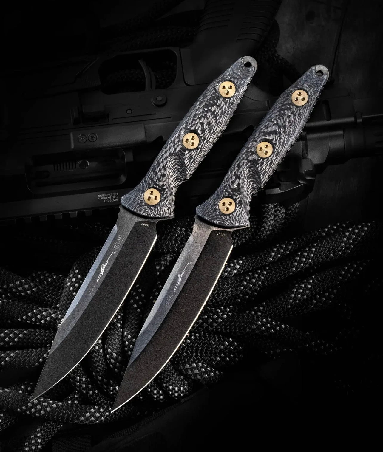 Microtech Socom Alpha Single Edge DLC Carbon Fiber Signature Series 3 Microtech Socom Alpha Single Edge DLC Carbon Fiber Signature Series