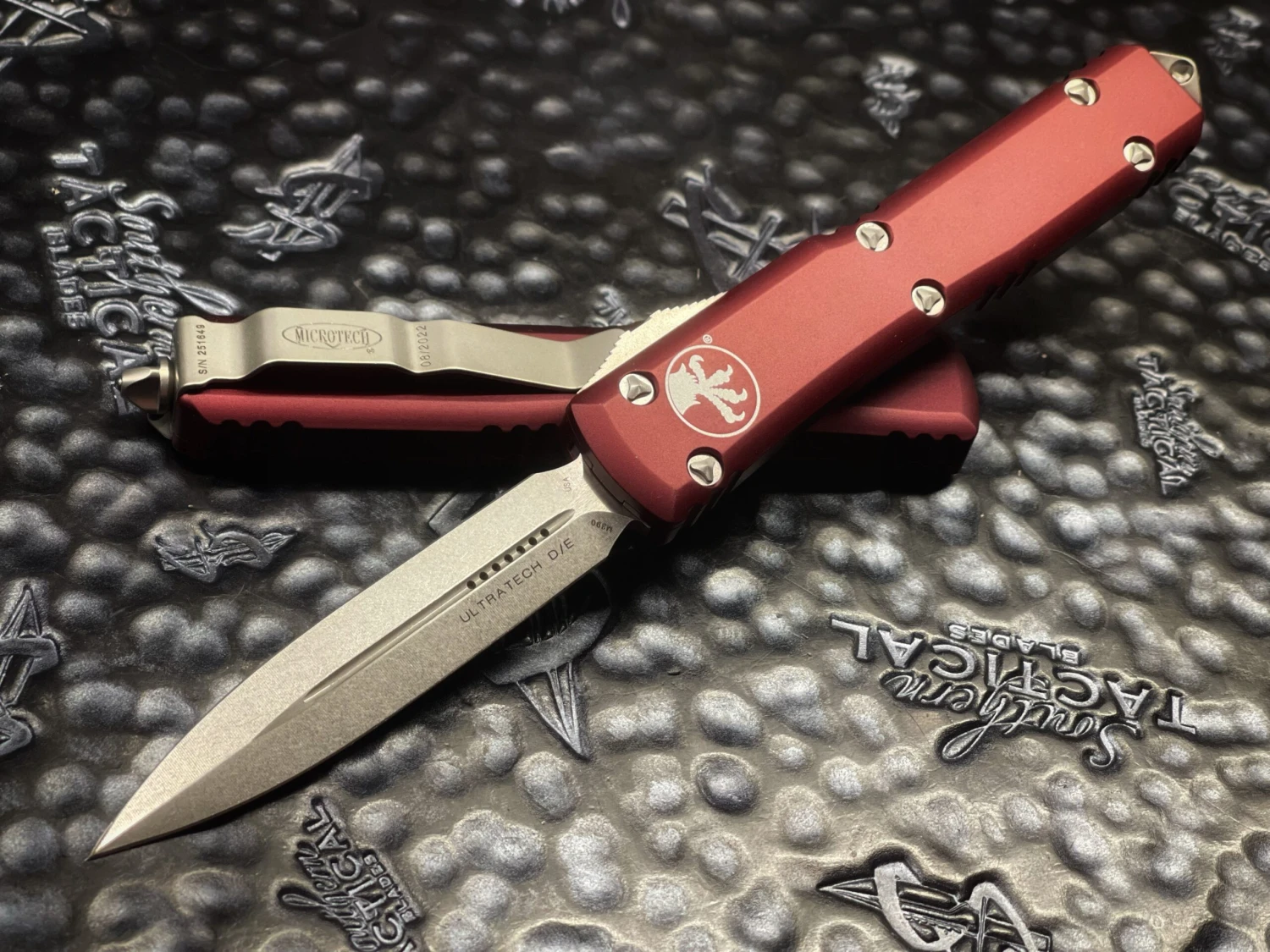 Microtech Ultratech Double Edge Merlot Stonewashed Standard 3 Microtech Ultratech Double Edge Merlot Stonewashed Standard