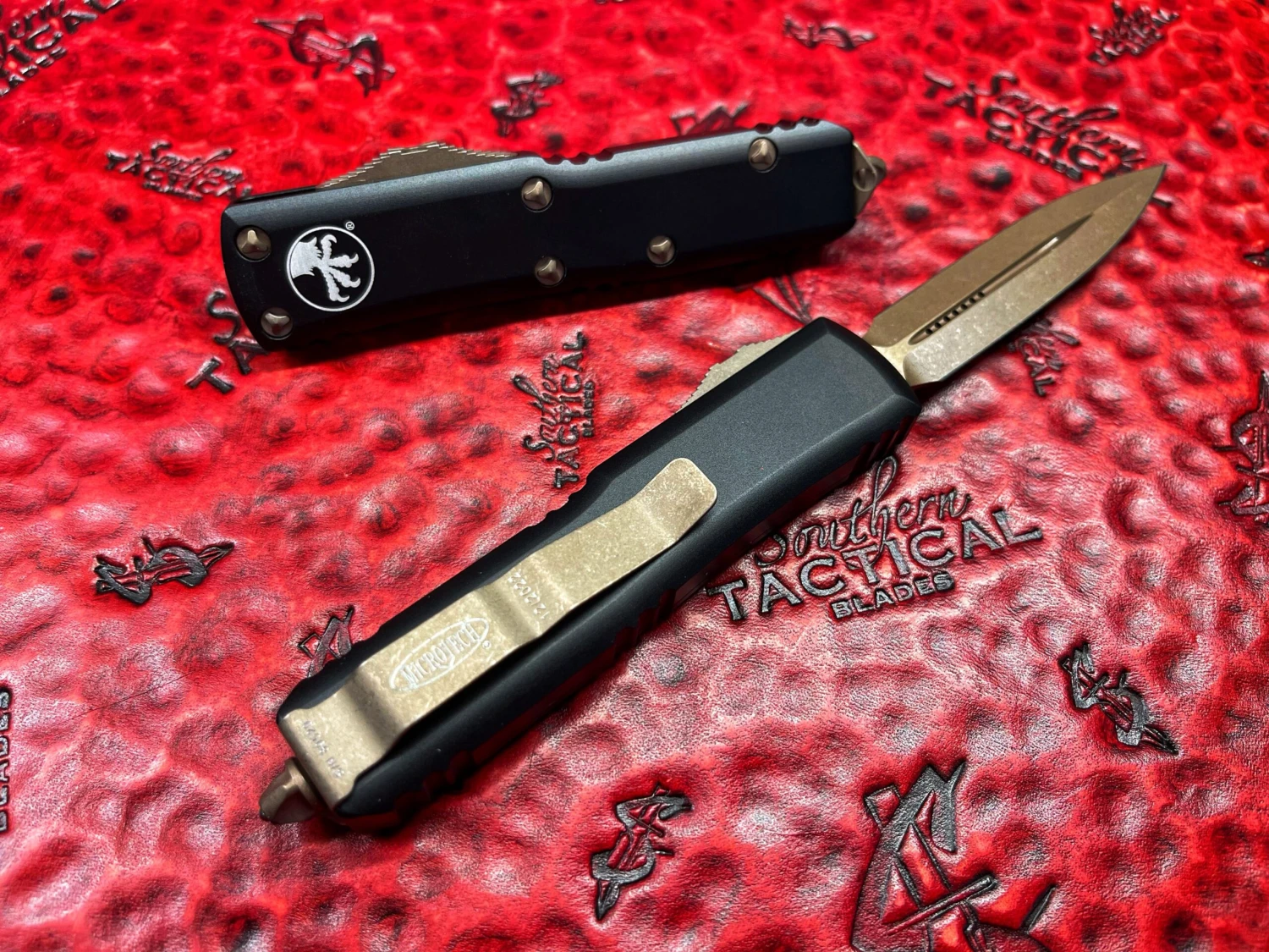Microtech UTX-85 Apocalyptic Standard Double Edge Bronzed 4 Microtech UTX-85 Apocalyptic Standard Double Edge Bronzed - Image 2