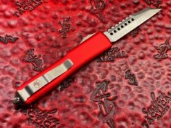 Microtech Ultratech Warhound Stonewashed Standard Red 5 Microtech Ultratech Warhound Stonewashed Standard Red -Southern Blades image 2ea6dcf7 d1d1 4fdf a07b 24539e633904