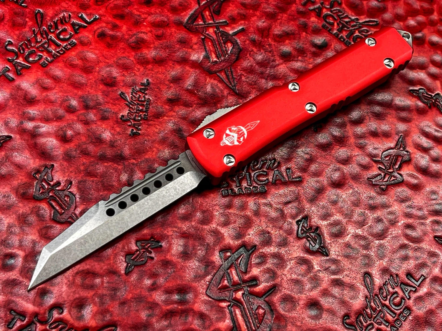 Microtech Ultratech Warhound Stonewashed Standard Red 3 Microtech Ultratech Warhound Stonewashed Standard Red