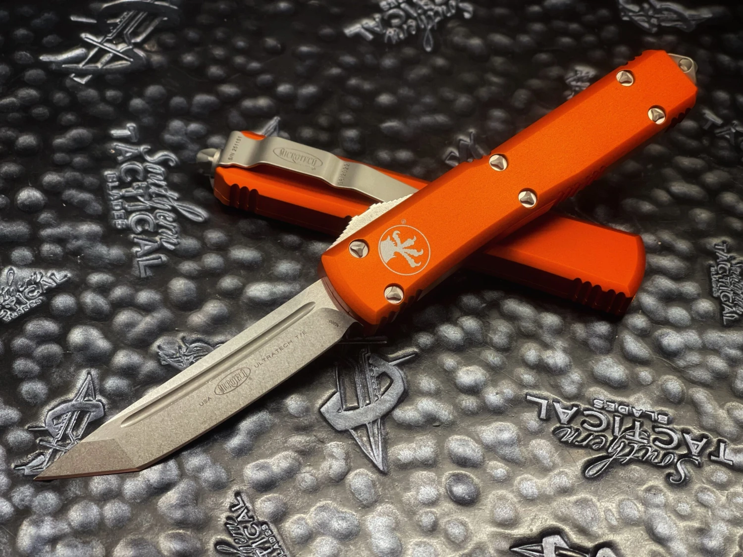 Microtech Ultratech Tanto Stonewashed Standard Orange 3 Microtech Ultratech Tanto Stonewashed Standard Orange