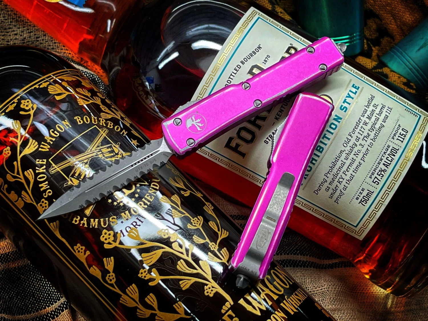 Microtech UTX-70 Double Edge Double Full Serrated Apocalyptic Distressed Violet 3 Microtech UTX-70 Double Edge Double Full Serrated Apocalyptic Distressed Violet