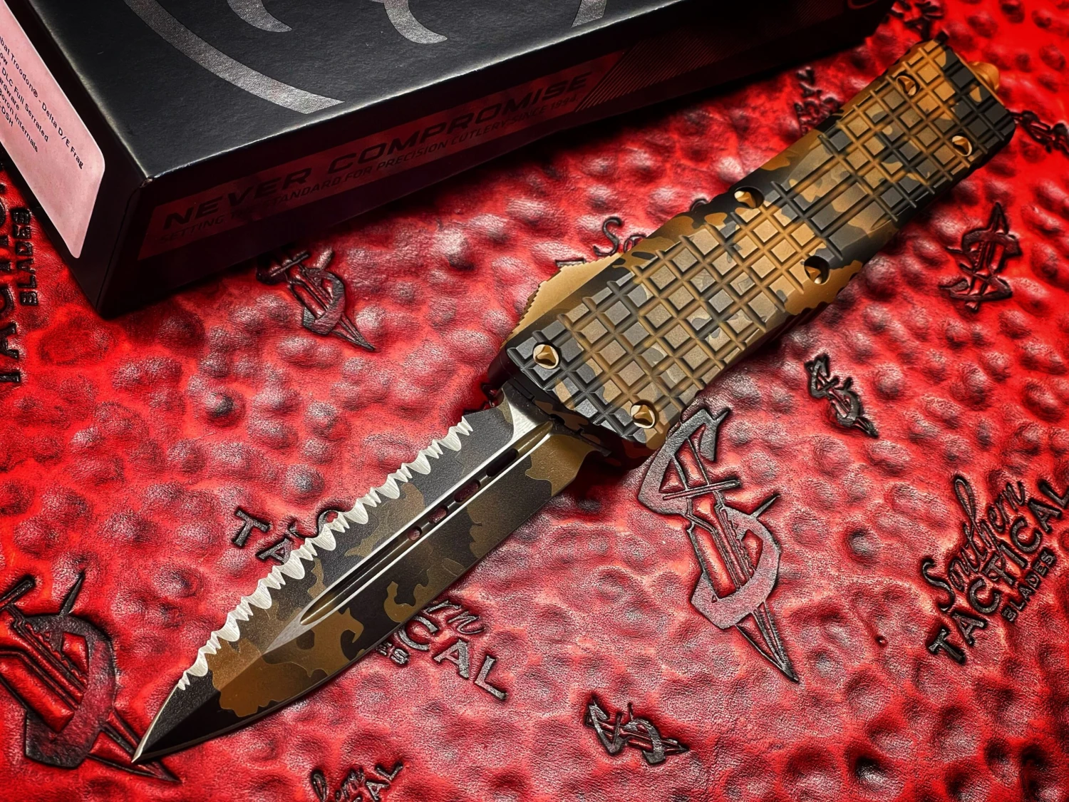 Microtech Combat Troodon Double Edge Frag Signature Series Coyote Camo Full Serrated (Certified Pre-Owned) 5 Microtech Combat Troodon Double Edge Frag Signature Series Coyote Camo Full Serrated (Certified Pre-Owned) - Image 3