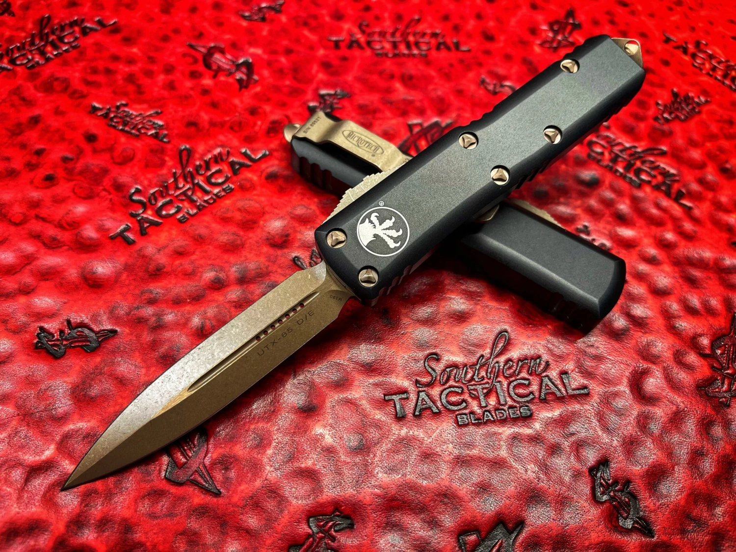 Microtech UTX-85 Apocalyptic Standard Double Edge Bronzed 3 Microtech UTX-85 Apocalyptic Standard Double Edge Bronzed