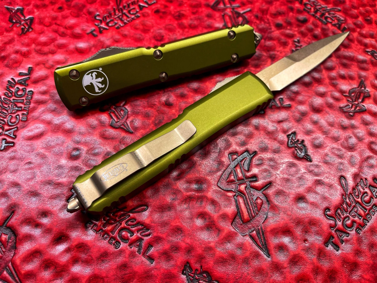Microtech Ultratech Bayonet Bronzed Standard OD Green 4 Microtech Ultratech Bayonet Bronzed Standard OD Green - Image 2