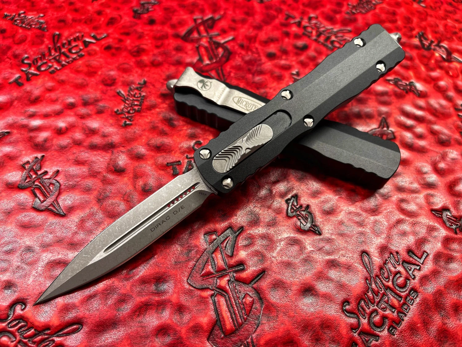 Microtech Dirac Double Edge Apocalyptic Standard 3 Microtech Dirac Double Edge Apocalyptic Standard