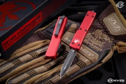 Microtech UTX-70 Red OTF Automatic D/E 2.4" Dagger Black 147-1RD
